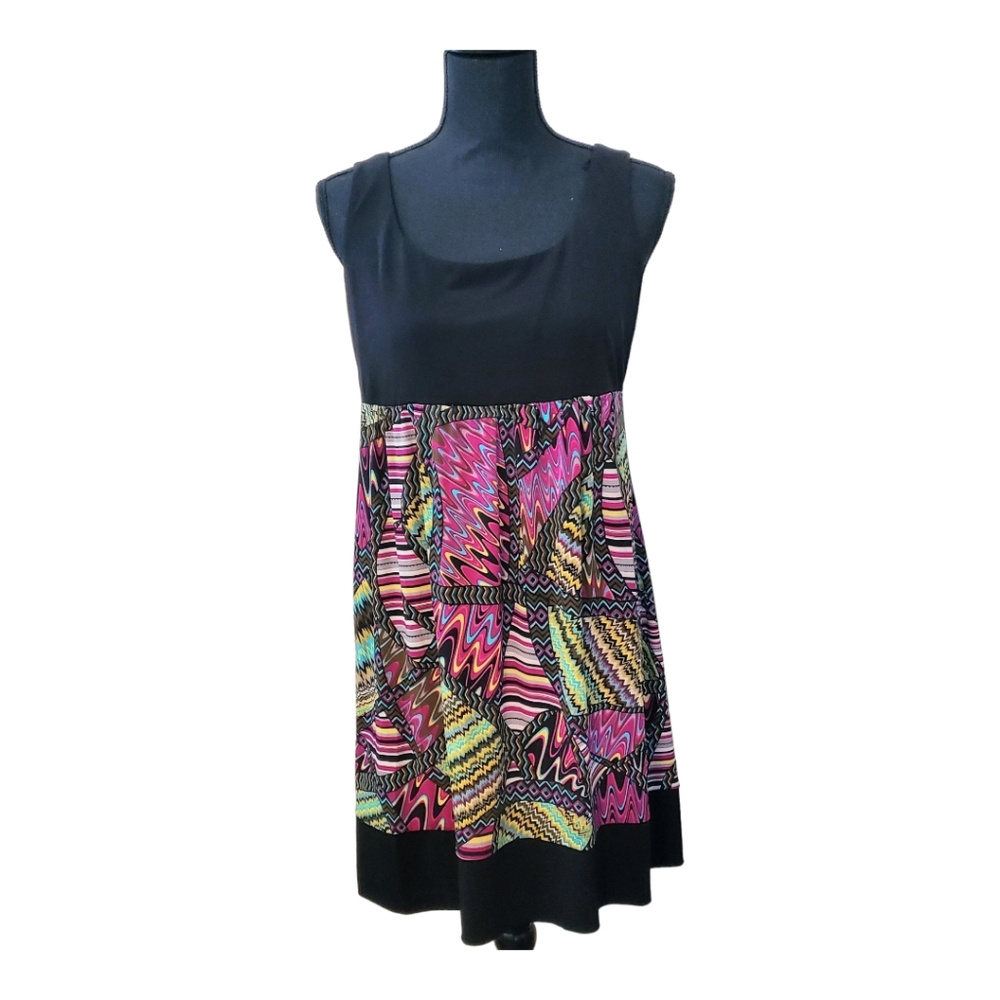 Ronni Nicole Size 8P Sleeveless Dress Op Art Skirt Date Night Cocktails Party